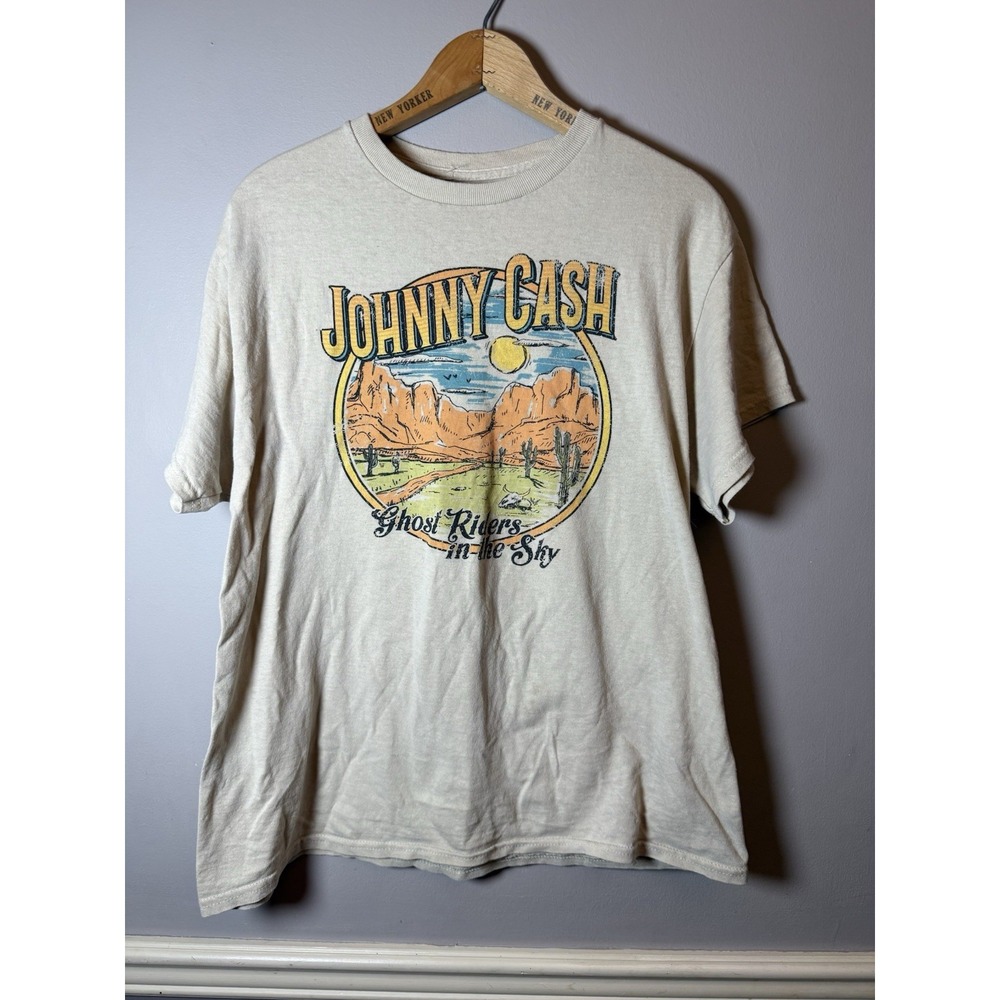 Johnnyโ Cash Ghost Riders in The Sky T-Shirt Size M Cream